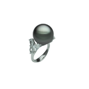 Queenie系列 南洋黑珍珠鑽石戒指